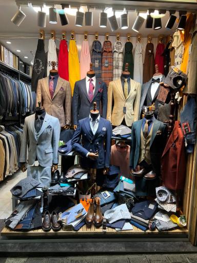 عکس فروشگاه پوشاک ویکتور