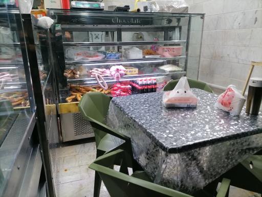 عکس فلافل کیلویی و ساندویچ آقاجون 