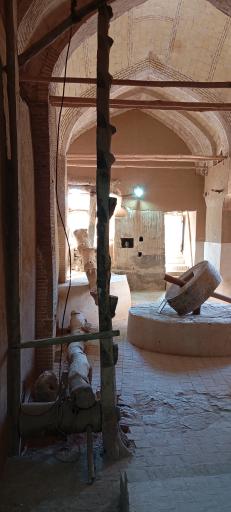 عکس بنای تاریخی حلوایی