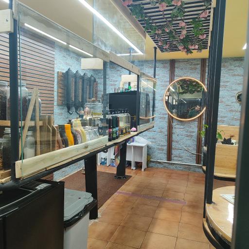 کافه آبمیوه سفید