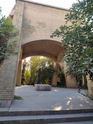 عکس کتابخانه عمومی عبدالله خفیف