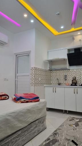 عکس هتل آپارتمان میرزایی
