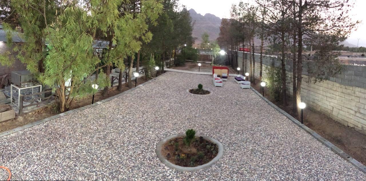 عکس سفره خانه راه شب