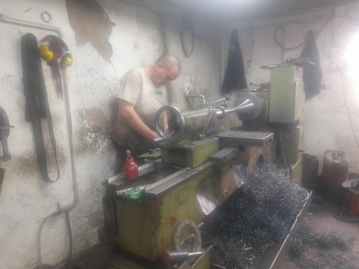 ماشین کاری و تراشکاری نادری