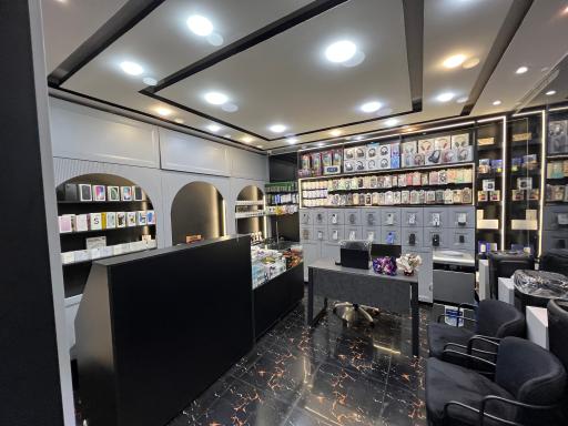 عکس فروشگاه iPoint