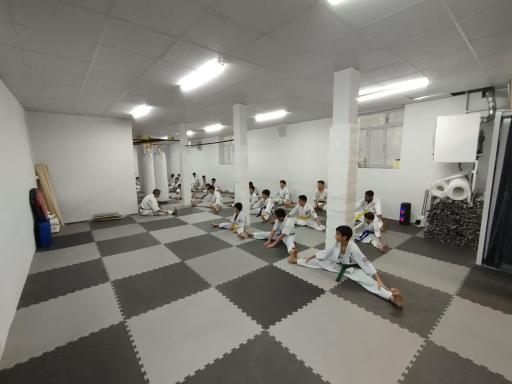 عکس باشگاه حافظ کیوکوشین کاراته