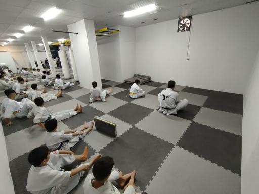 عکس باشگاه حافظ کیوکوشین کاراته