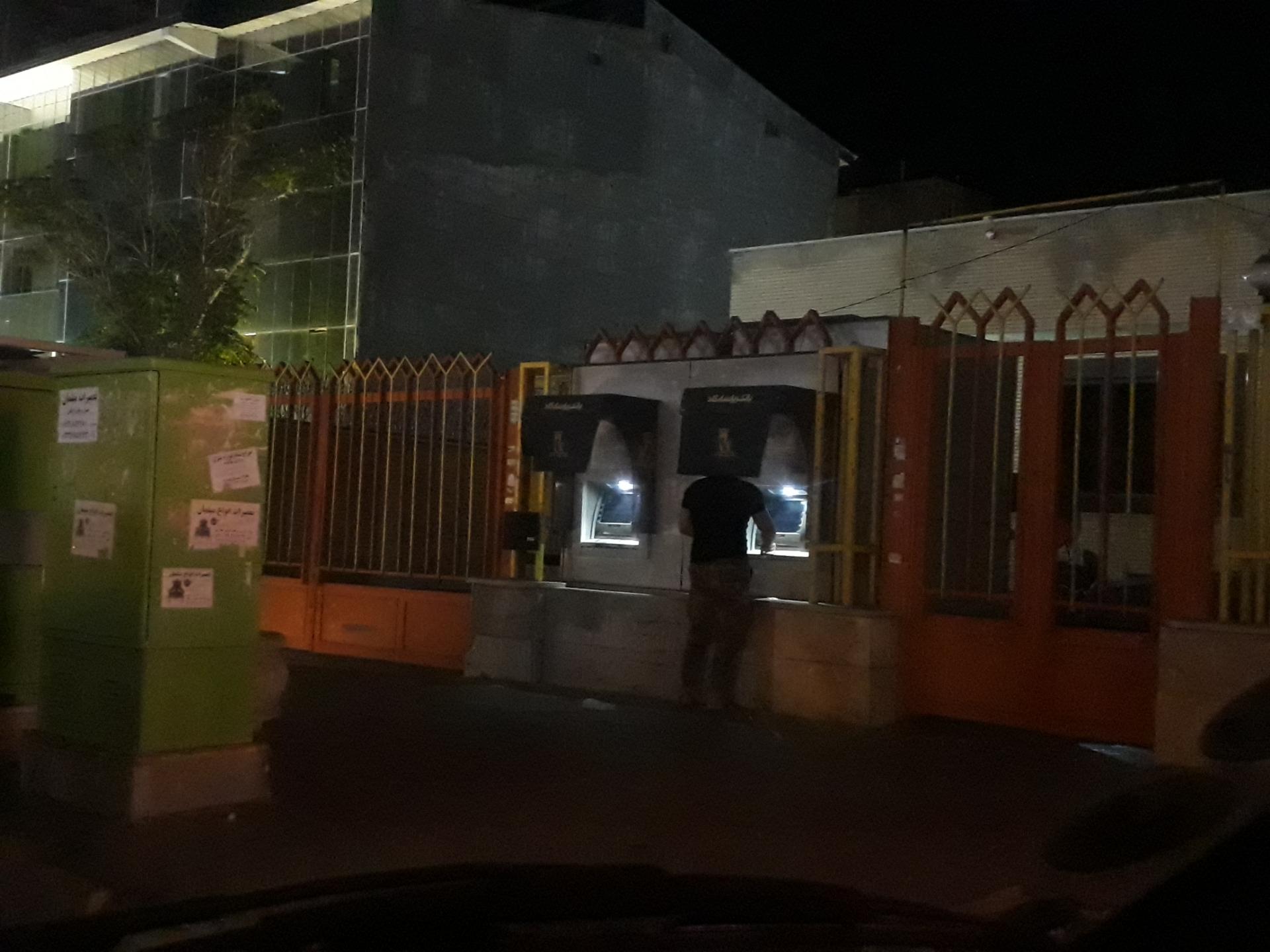 عکس خودپرداز بانک پاسارگاد