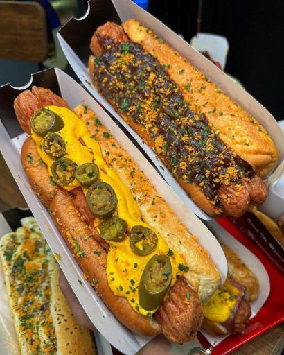 عکس هات داگ مسعود شعبه عظیمیه 