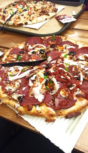 عکس پیتزا فلفلی 1