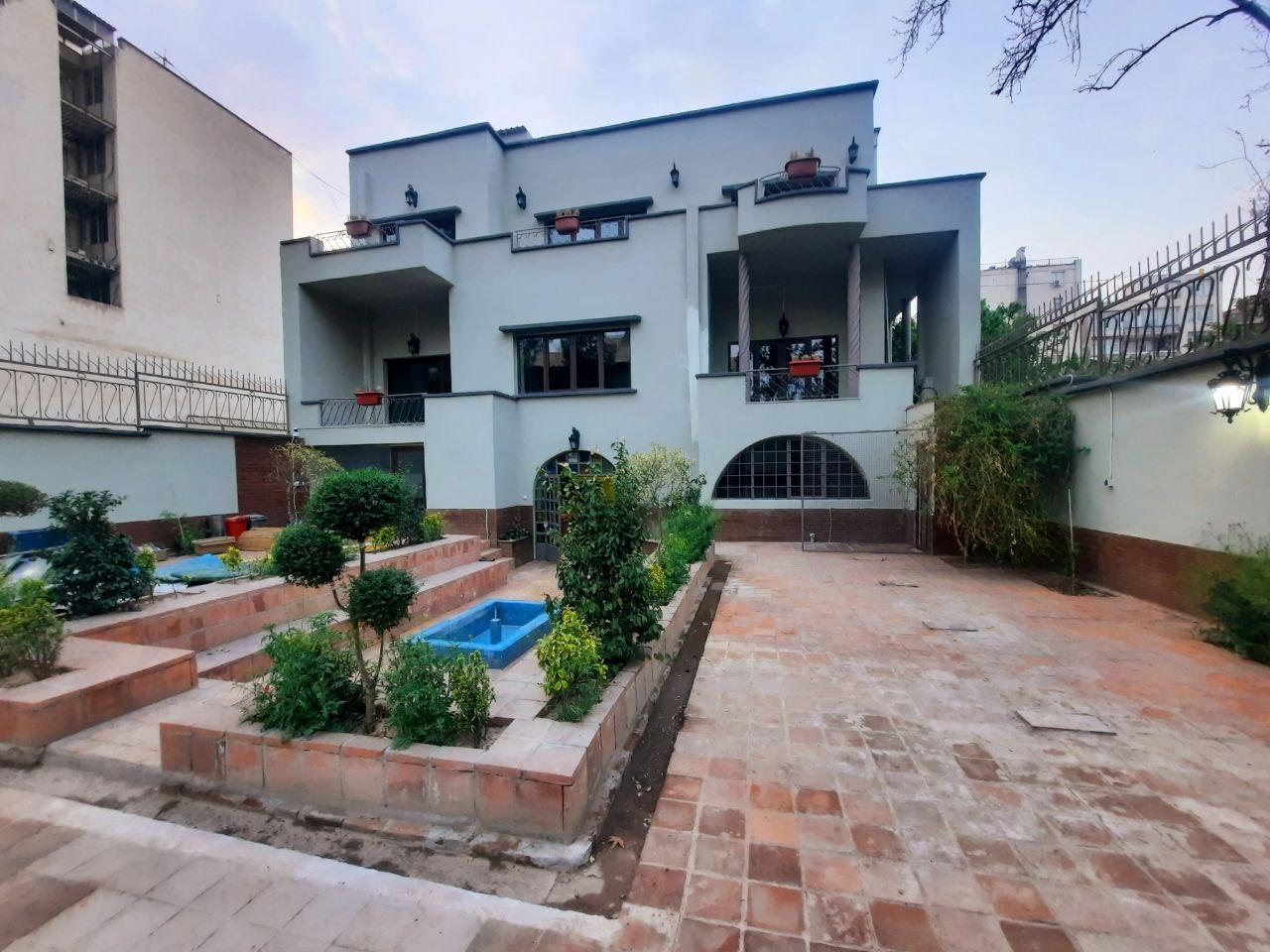 عکس آموزشگاه مدرسه تهران