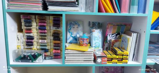 عکس نوشت افزار حقیقت