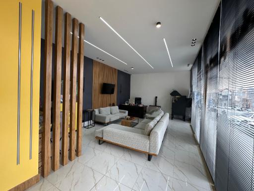 عکس دفتر ماکسیم ماکو