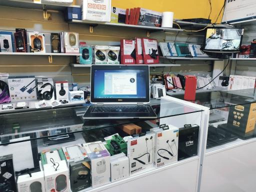 عکس فروشگاه کامپیوتری کیان رایان 7 و نمایندگی رسمی ایرانسل