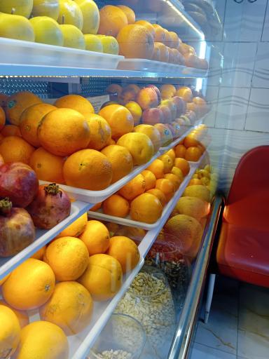 عکس آبمیوه و بستنی حاج اکبور