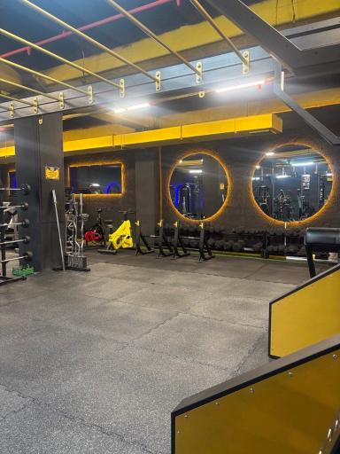عکس باشگاه بدنسازی اوج
