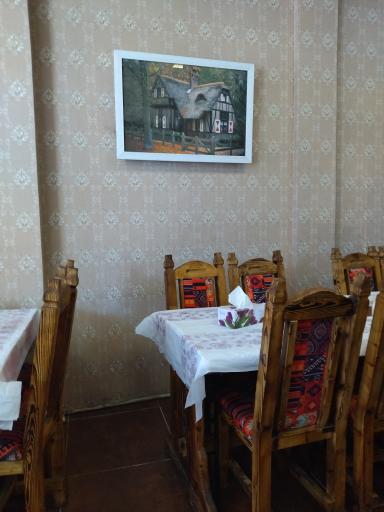 عکس کترینگ آشپزخانه میزبان