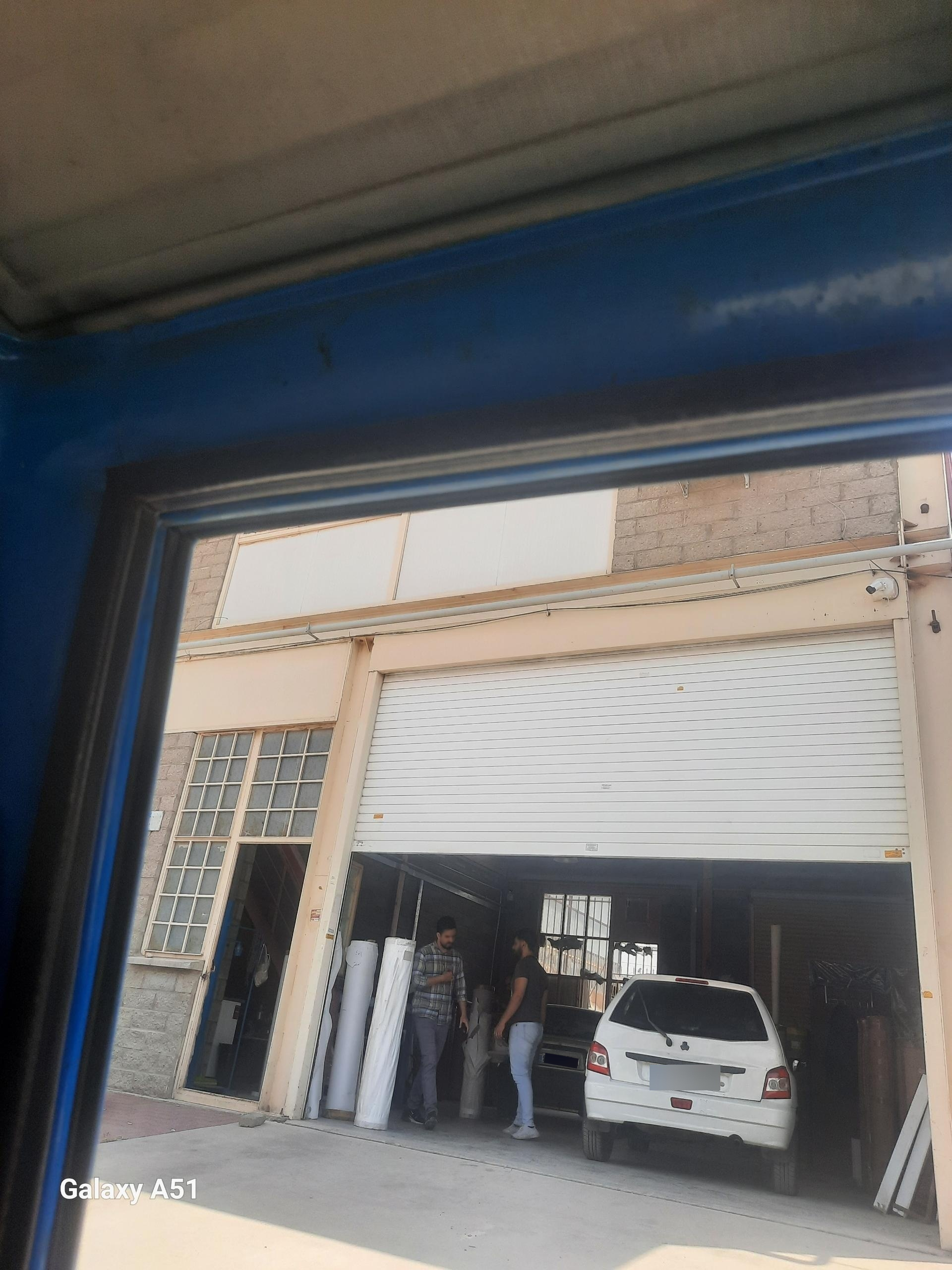 عکس انبار روکش چوب وکیوم و چسب چوب