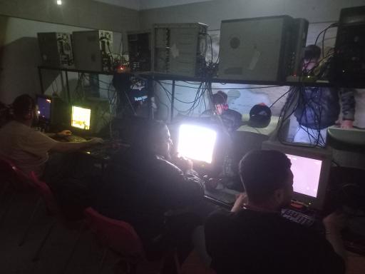 عکس کلوپ شبانه روزی صائب