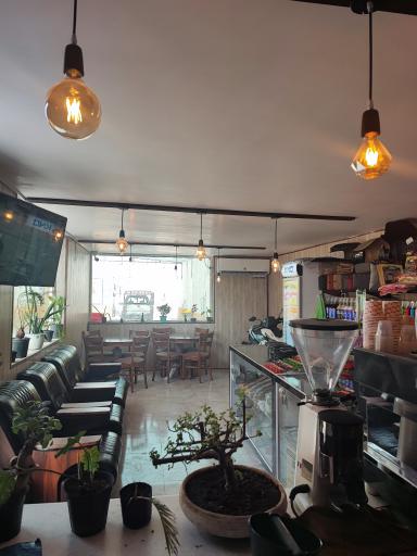 عکس کافه کارواش علی پور 