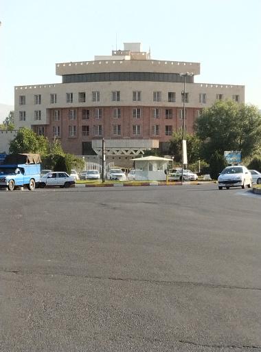 عکس هتل بزرگ زنجان