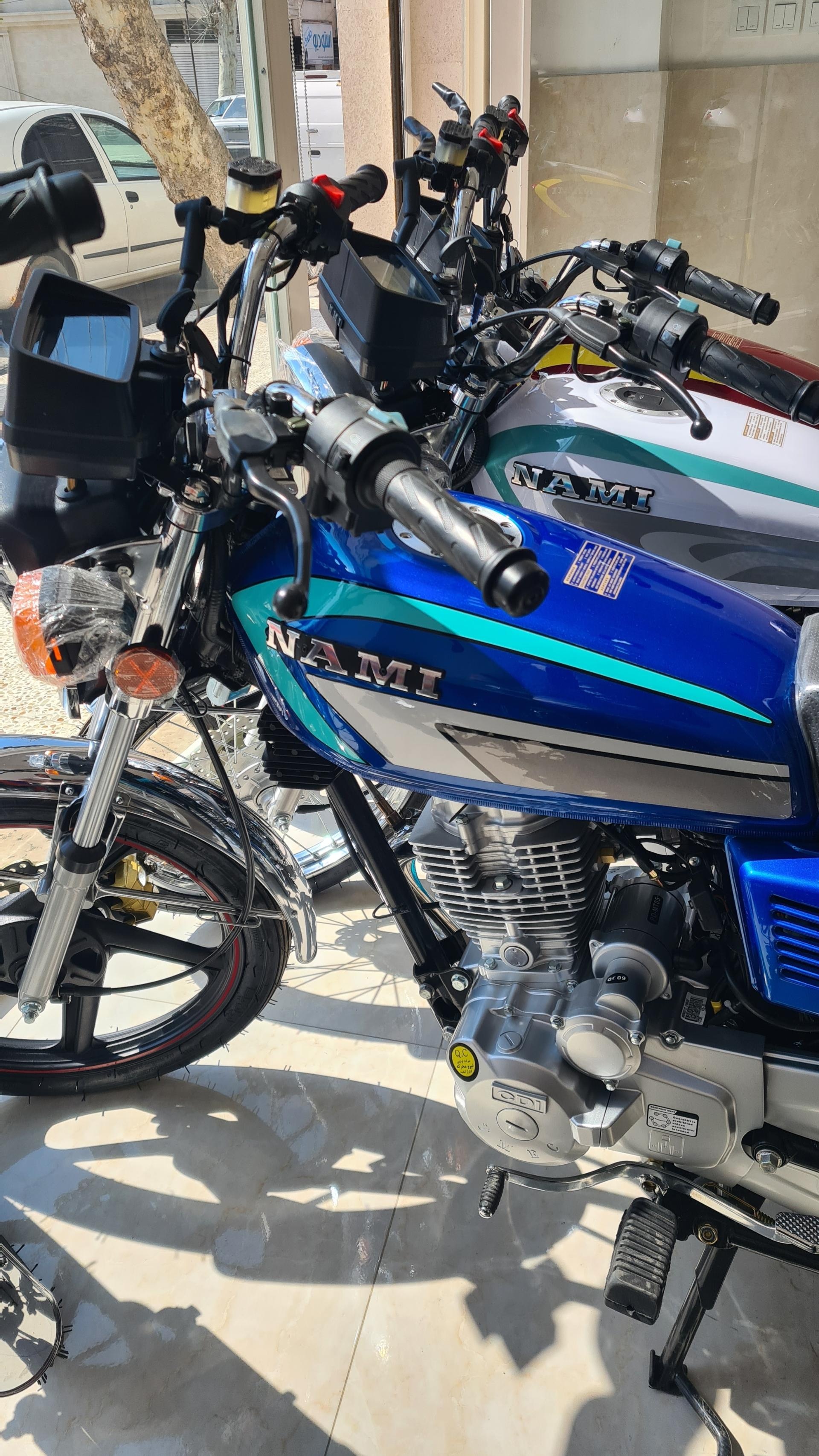 عکس نمایشگاه موتورسیکلت آقچه لی