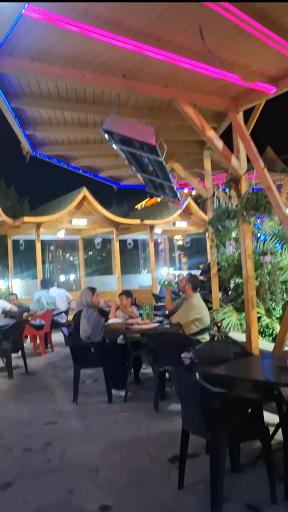 عکس باغ رستوران هرای