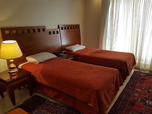 عکس هتل بزرگ زنجان