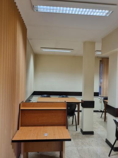 عکس کتابخانه عمومی شهید آیت (فرزانگان)