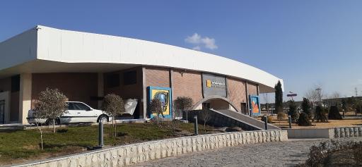 عکس باغ ارغوان