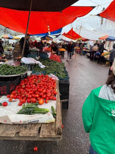 عکس سه شنبه بازار