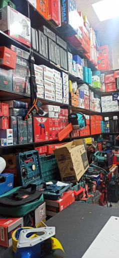 عکس انبار فروشگاه خانه ابزار تبریز