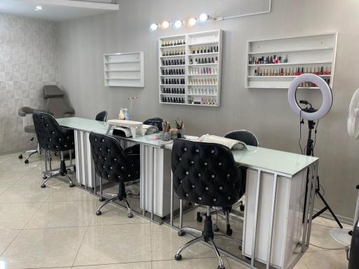 آموزشگاه مراقبت زیبایی عاطفه فراوان 