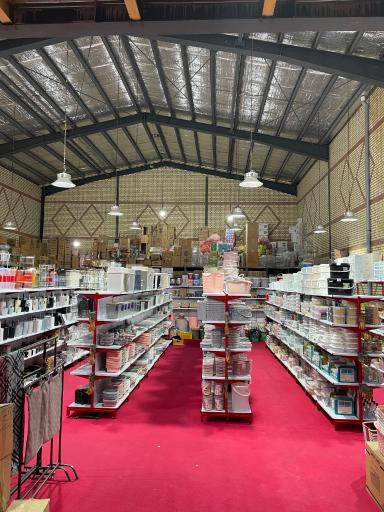 عکس مرکز پخش ظروف خانه و آشپزخانه (جهیزیه) مهرپلاست