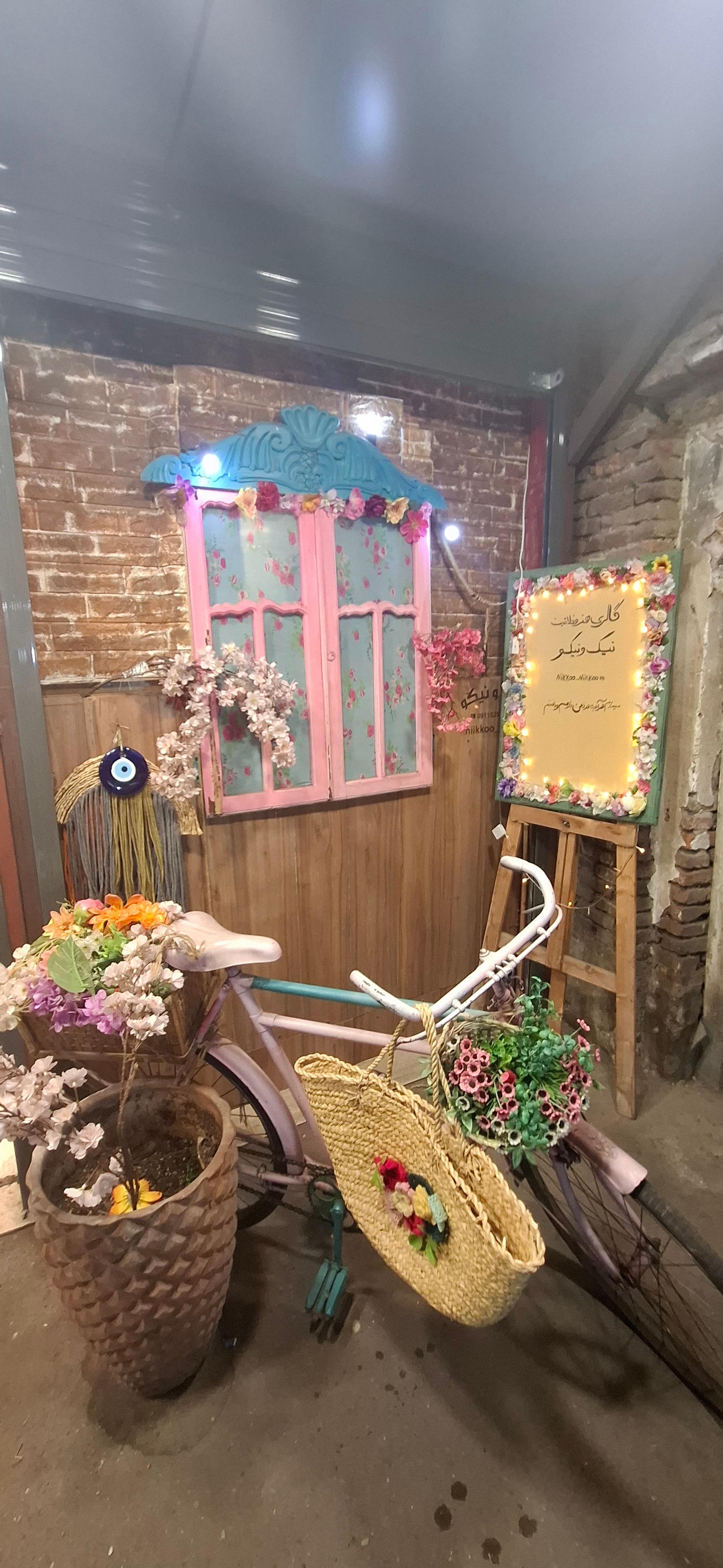 عکس گالری هنر و خلاقیت نیک و نیکو