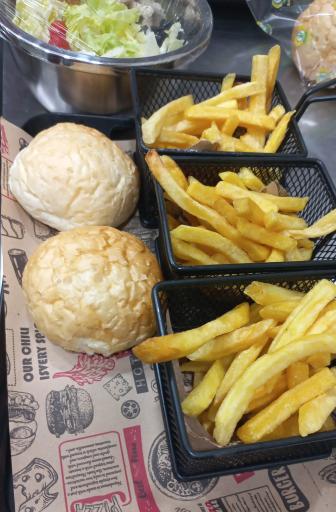 عکس فست فود وینگ استاپ