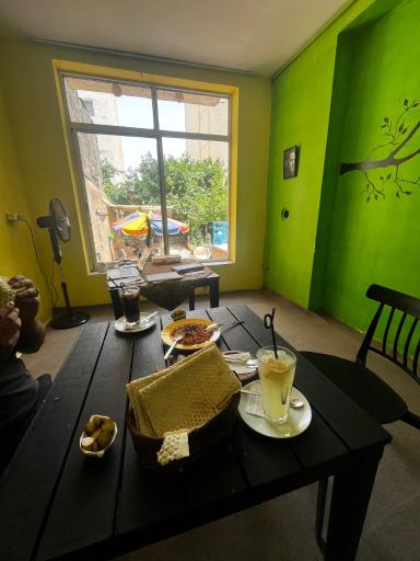 عکس کافه کتاب دیدار