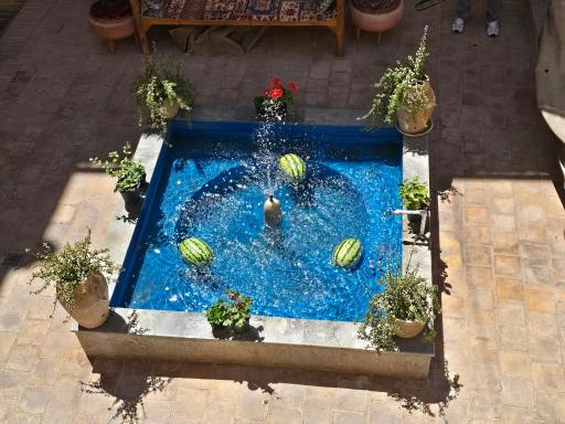 عکس سفره خانه سنتی دل خاک