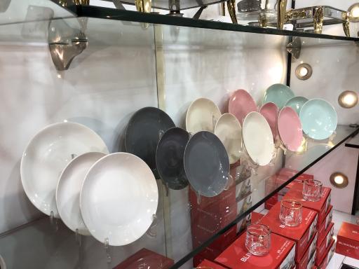 عکس فروشگاه کشانی