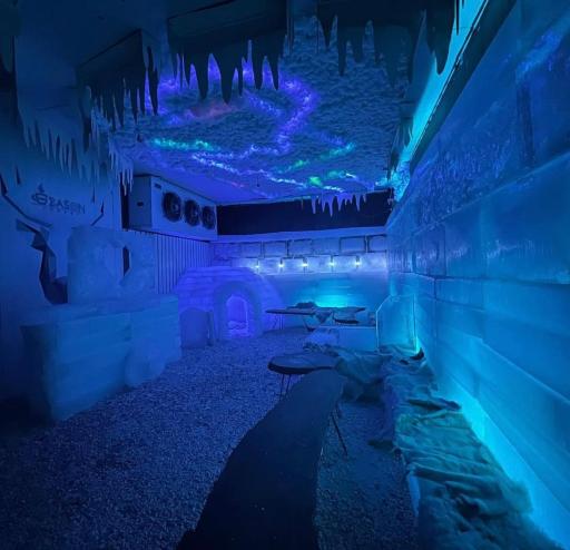 عکس کافه فصل یخ