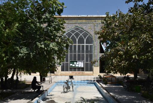 عکس مدرسه علمیه آقا بابا خان