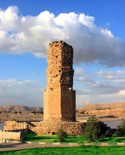 عکس عمارت و برج کلاه فرنگی