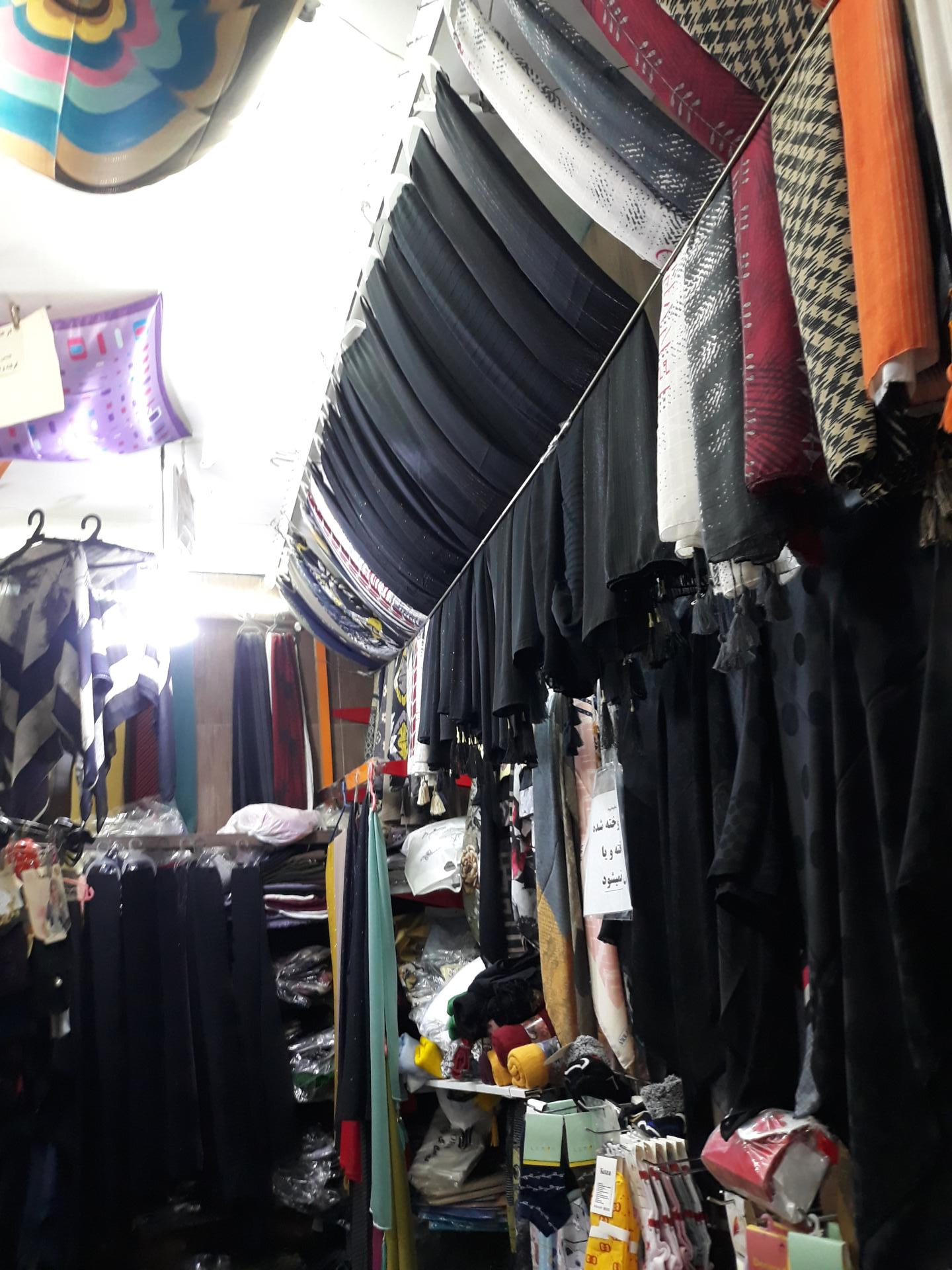 عکس فروشگاه عفاف و حجاب