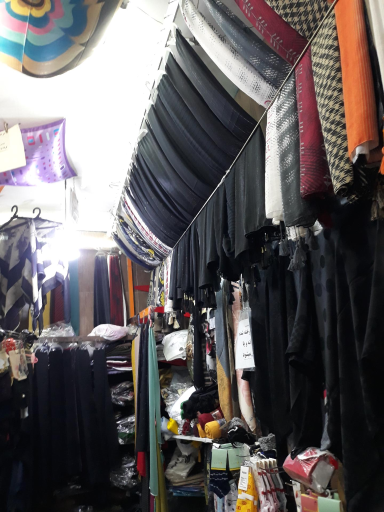 عکس فروشگاه عفاف و حجاب