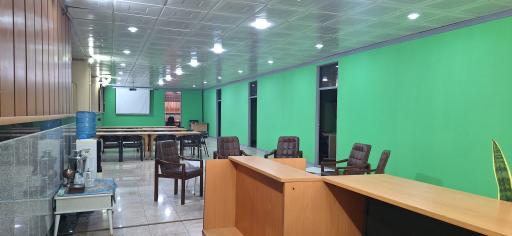 عکس مرکز مشاوره اولین برگ