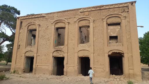 عکس خانه اربابی حسین آباد مفرح