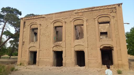 عکس خانه اربابی حسین آباد مفرح