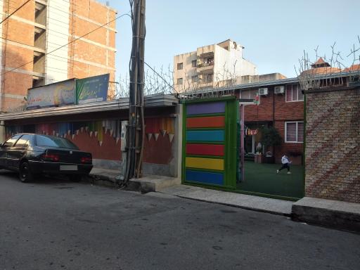 عکس دبستان غیر دولتی دخترانه آینده سازان