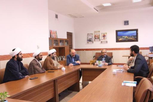دبیرستان علوم و معارف اسلامی امام رضا