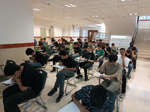 عکس دبیرستان علوم و معارف اسلامی امام رضا